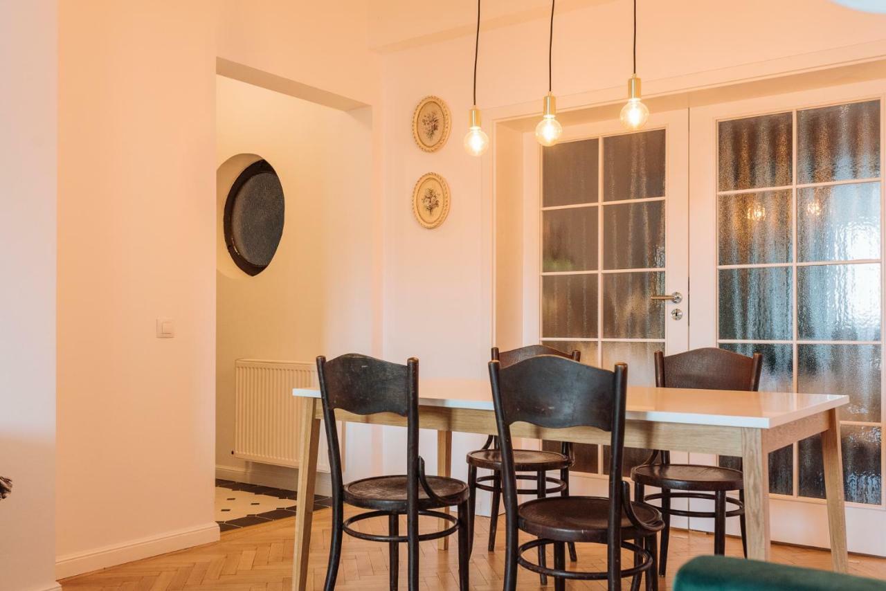 בוקרשט Brezoianu Spacious Flat מראה חיצוני תמונה