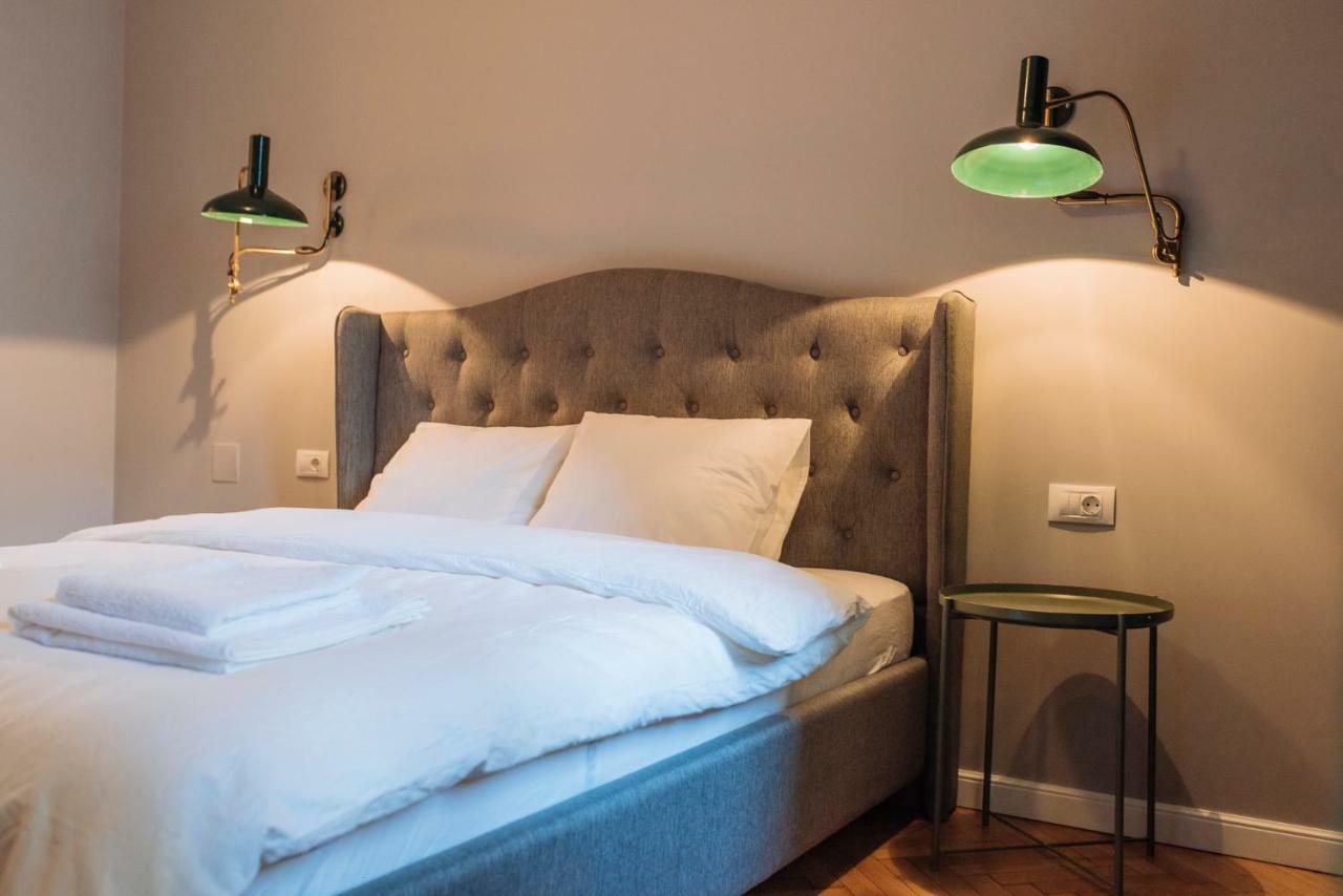 בוקרשט Brezoianu Spacious Flat מראה חיצוני תמונה