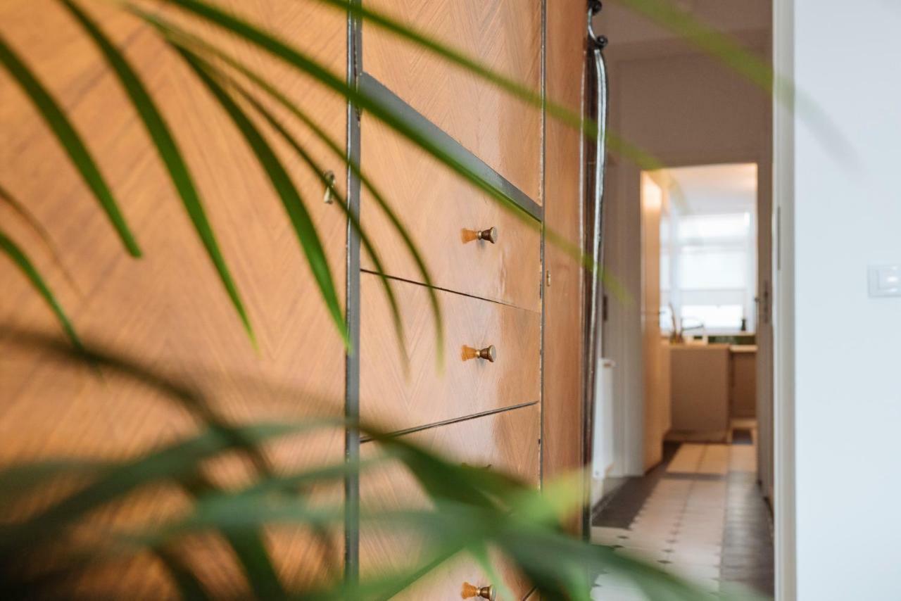 בוקרשט Brezoianu Spacious Flat מראה חיצוני תמונה