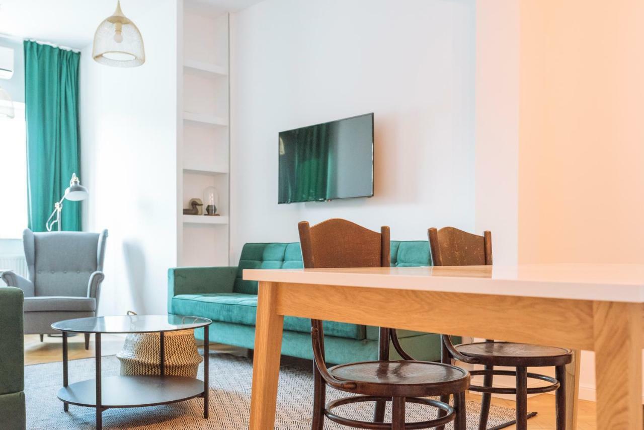 בוקרשט Brezoianu Spacious Flat מראה חיצוני תמונה