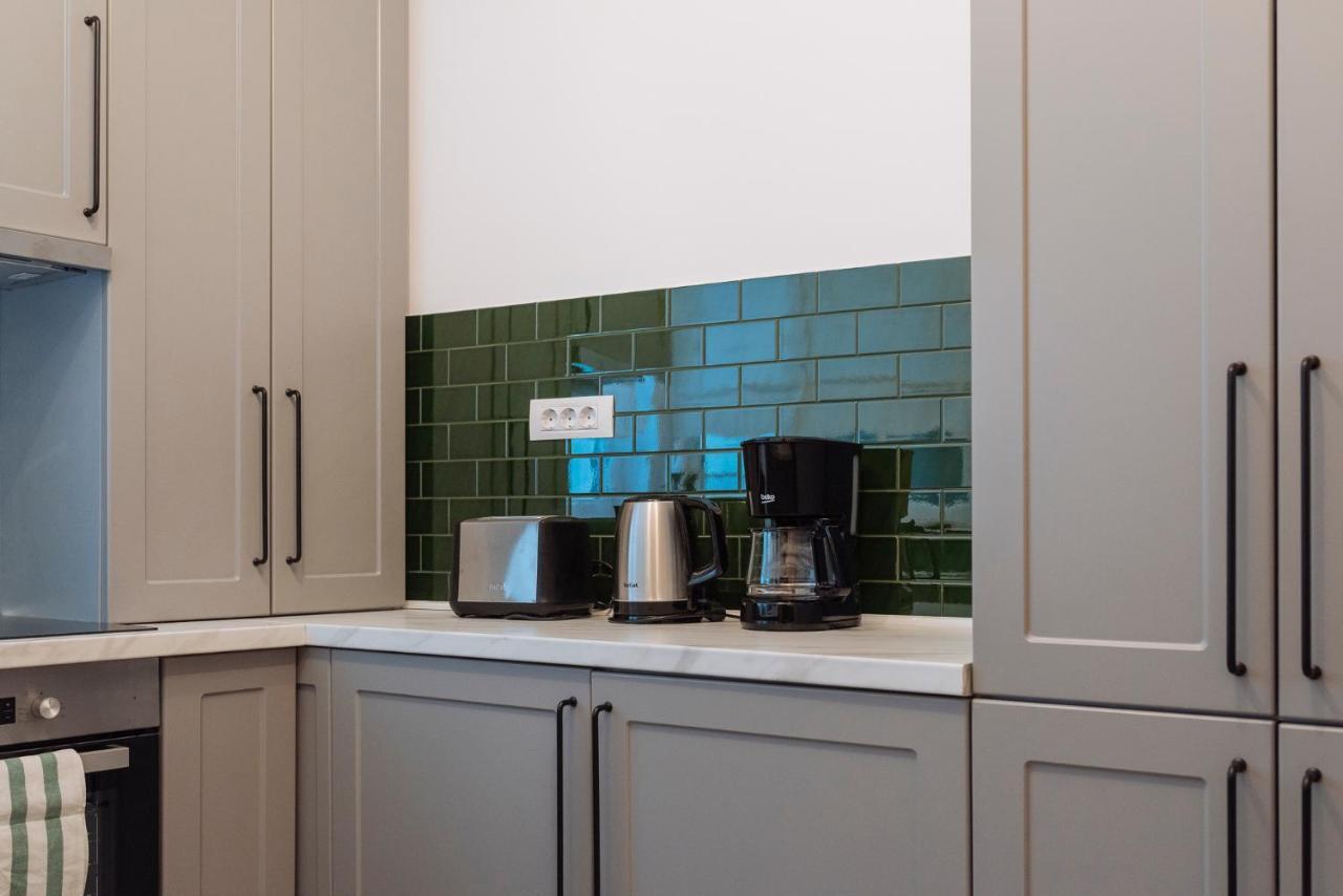 בוקרשט Brezoianu Spacious Flat מראה חיצוני תמונה